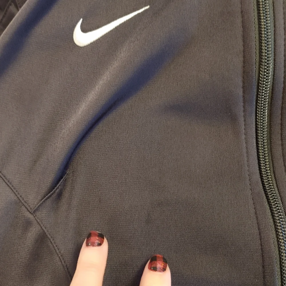 Nike Black and White Zip Athletic Jacket Size Small